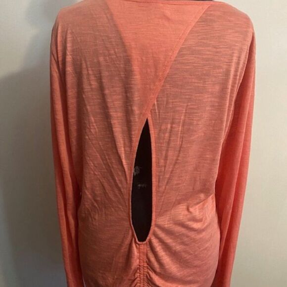 Marika Coral Lantana cut out back top, size XXL - Picture 2 of 5
